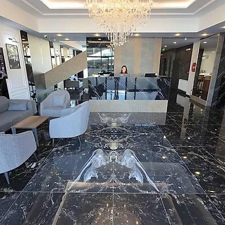 Restway Hotel *